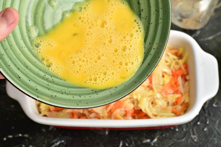 Cabbage casserole with cheese - a delicious vegetable dish