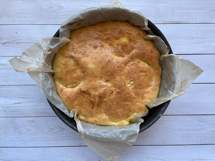 Quick pie with oranges - very beautiful and spectacular pastries