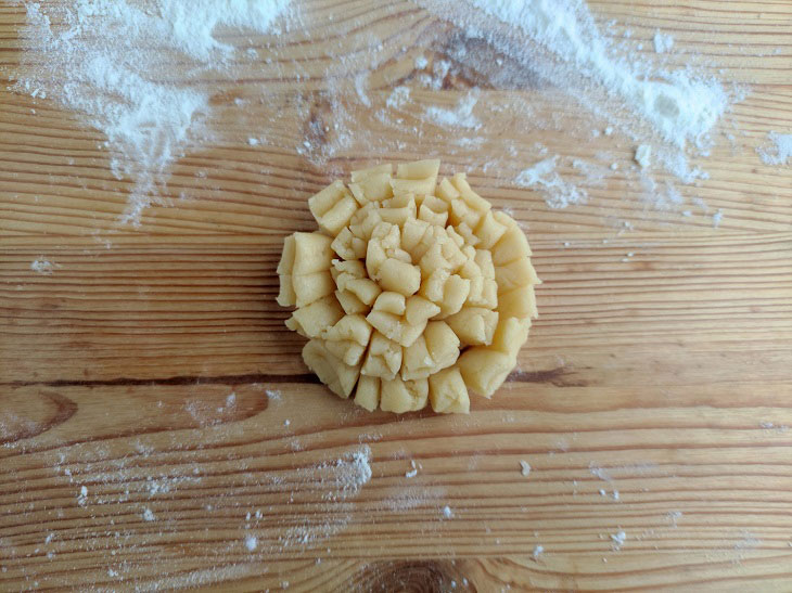 Chrysanthemum cookies - a delicious and simple recipe