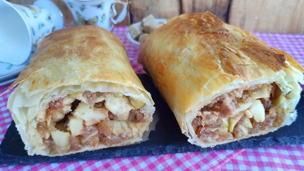 Phyllo dough strudel – delicious and appetizing pastries