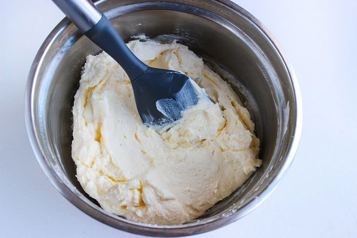 Shortcrust pastry pie with cottage cheese - a very tasty recipe