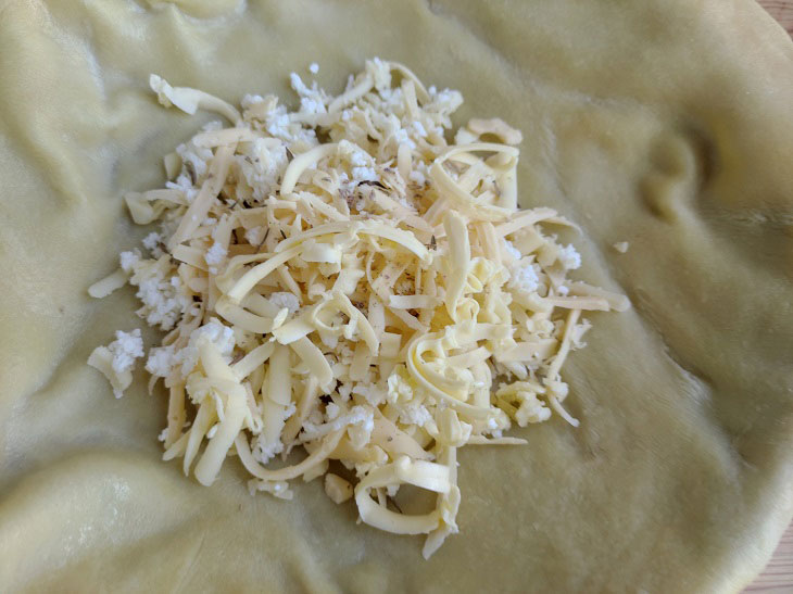 Cheese pie "Saburani" - a delicious recipe for Ossetian cuisine