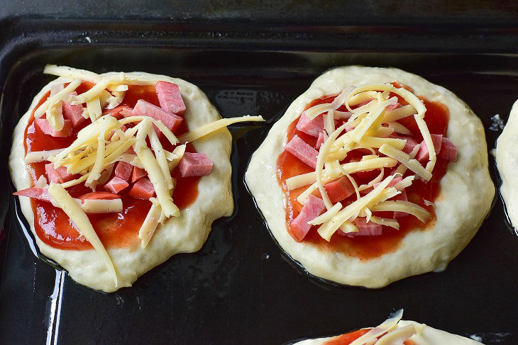 Smazenki with sausage - a delicious and original snack