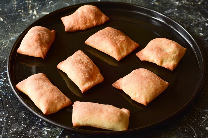 Baby pies in the oven - unusual and tasty pastries