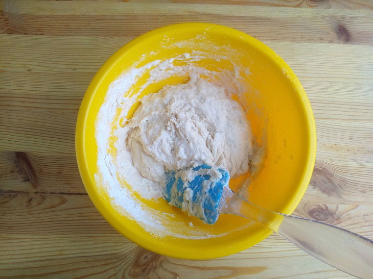 Homemade boiled bread - crispy and fragrant