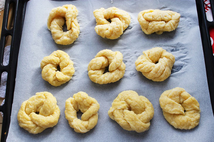 Polish bagels "Obvaranki" - excellent pastries for tea and coffee