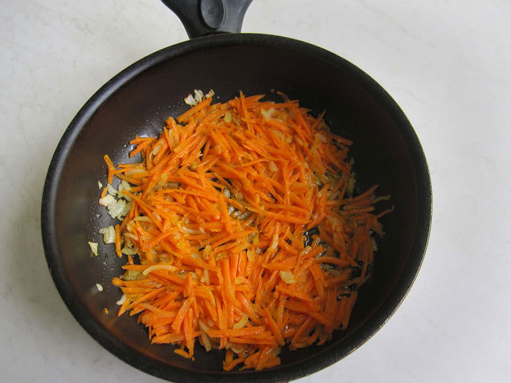 Moldavian pies "Verzere" with cabbage - soft and tender