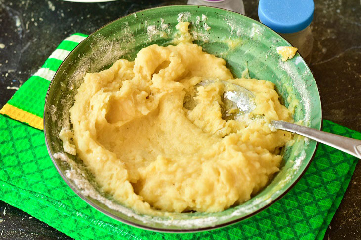 Potato fritters with sausage and cheese - original and tasty