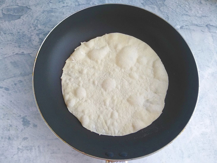 How to cook thin Armenian lavash - a quick and easy recipe