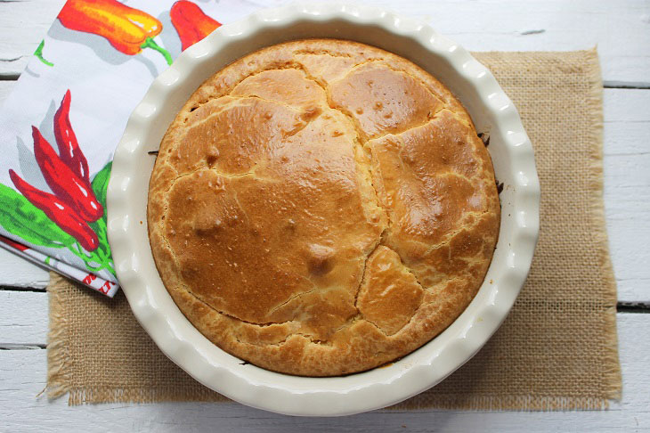 Jellied pie with cabbage - a tasty and economical dish