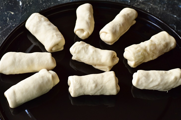 Unusual pies "Cigars" with cabbage - just lick your fingers