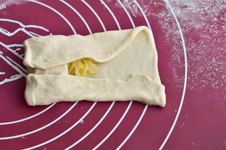 Unusual pies "Cigars" with cabbage - just lick your fingers