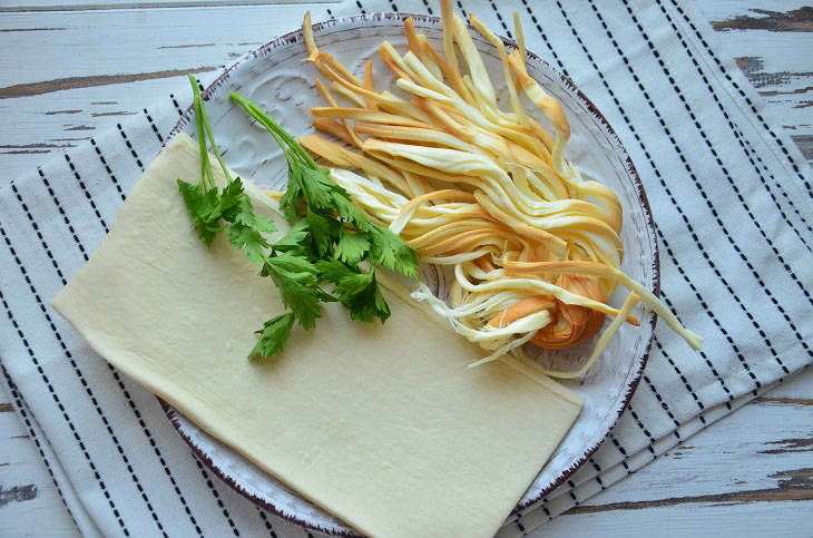 Puffs with suluguni and herbs - soft, juicy and very tasty