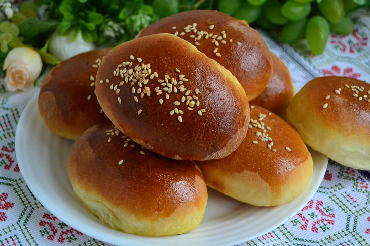 Delicious pies in the oven with cabbage and minced meat - in just 1 hour