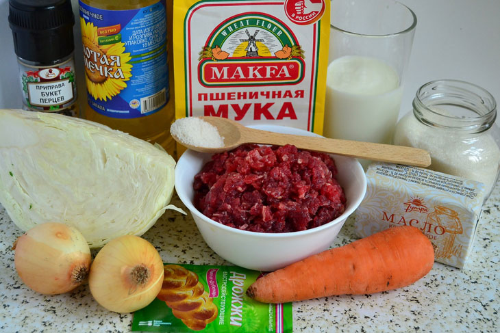 Delicious pies in the oven with cabbage and minced meat - in just 1 hour