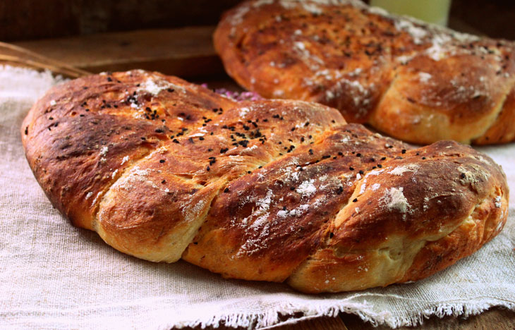 Delicious homemade potato bread - step by step recipe with photo