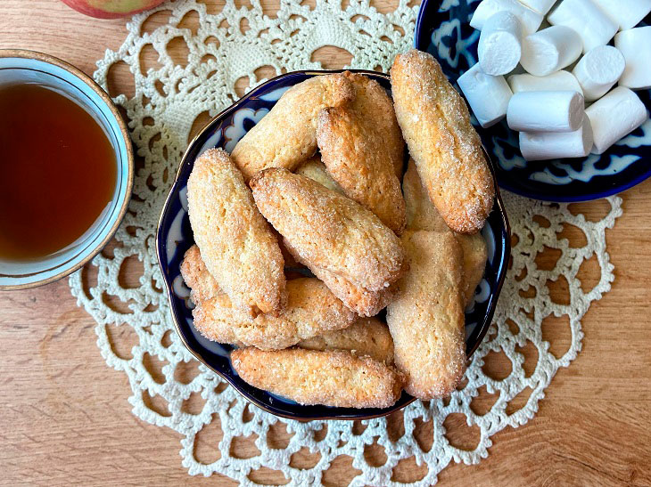 Portuguese cookies - a quick recipe for extraordinary yummy