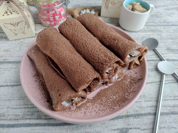 Pancakes "Tiramisu" - a delicious and festive dessert