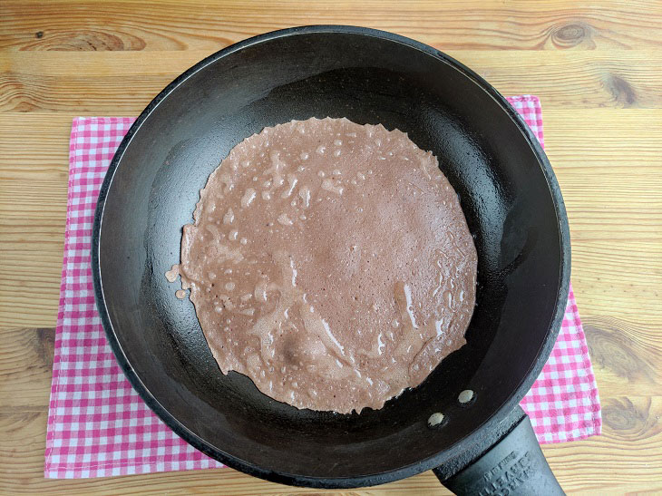 Pancakes "Tiramisu" - a delicious and festive dessert