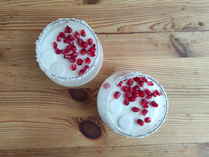 Dessert "Snowball" on the New Year's table - delicate, elegant and tasty