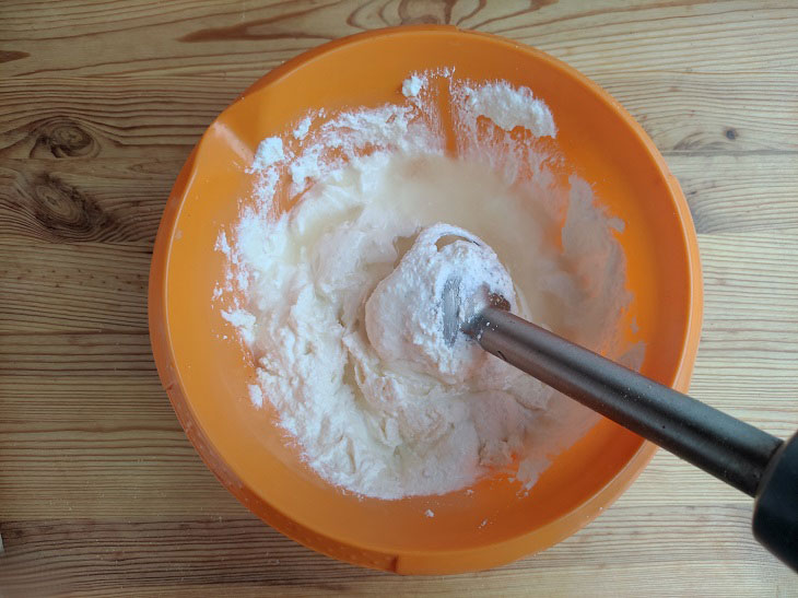 Cake without baking "Apples in the snow" - a delicious dessert for the New Year's table