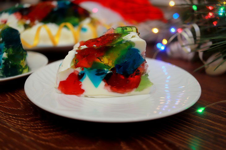 Cake "Broken Glass" - a bright and tasty dessert for the holiday