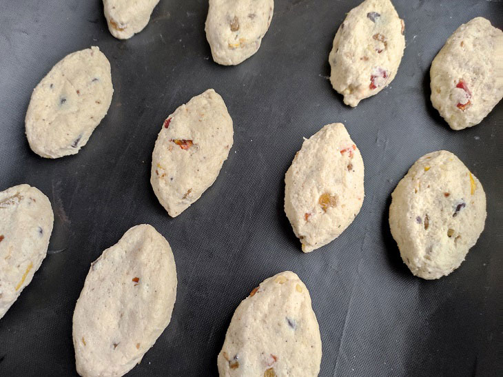 Cottage cheese stollenki - delicious and fragrant Christmas cookies