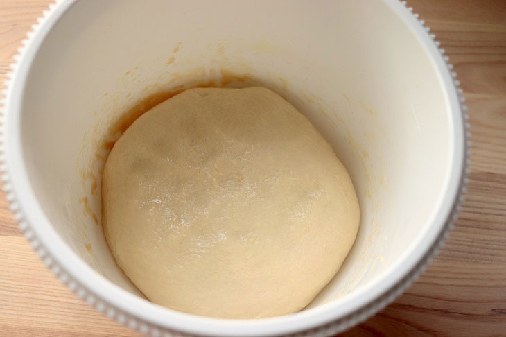 Bagels with condensed milk - fragrant, soft and airy