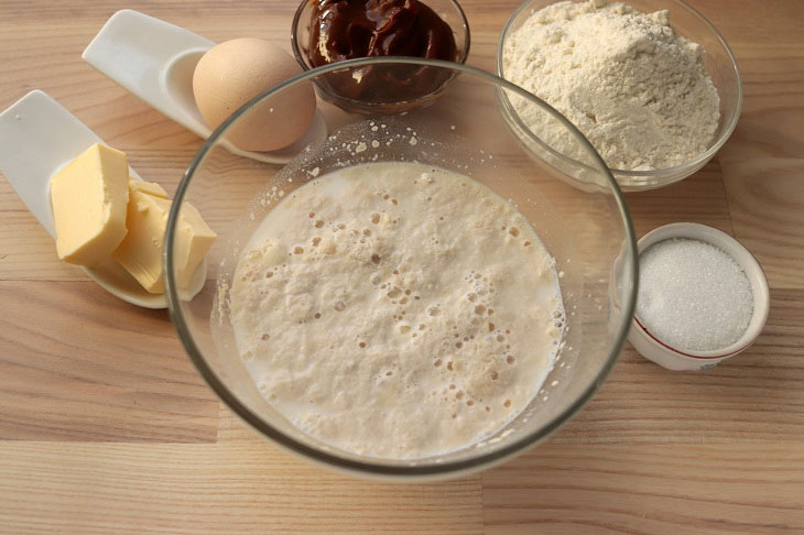 Bagels with condensed milk - fragrant, soft and airy