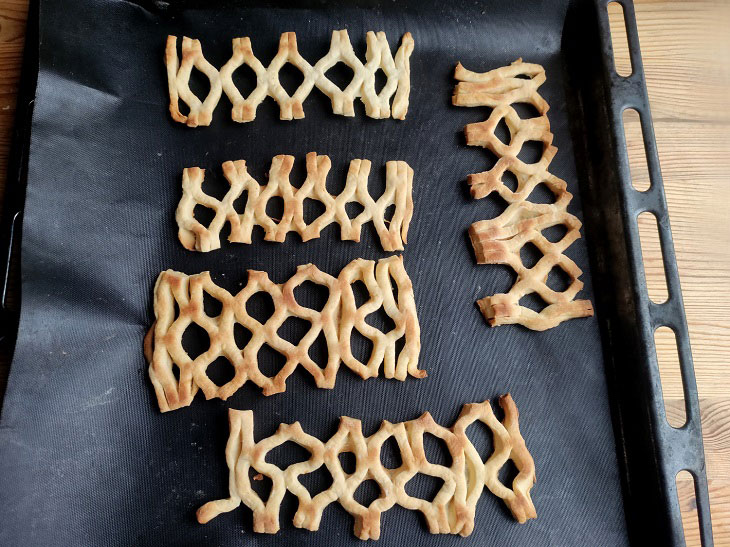 Cookies "Honeycomb" - a delicious and budget recipe