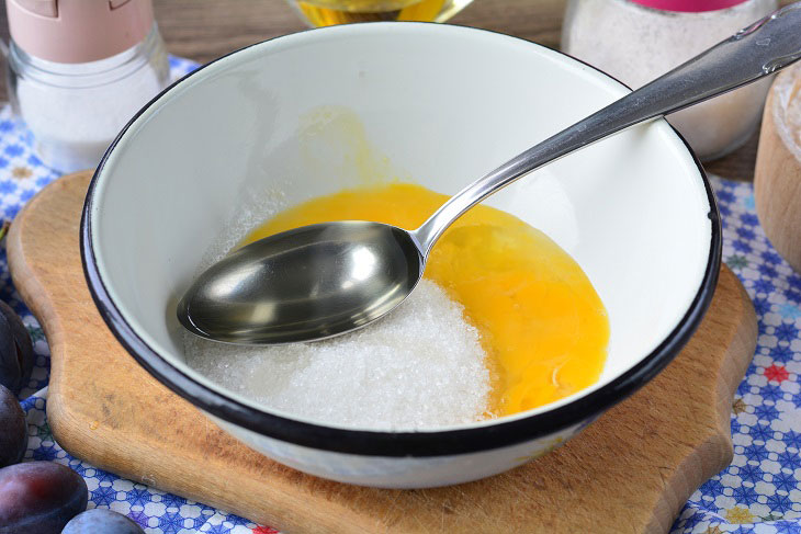 Pie with plums on kefir - tender, airy and fragrant