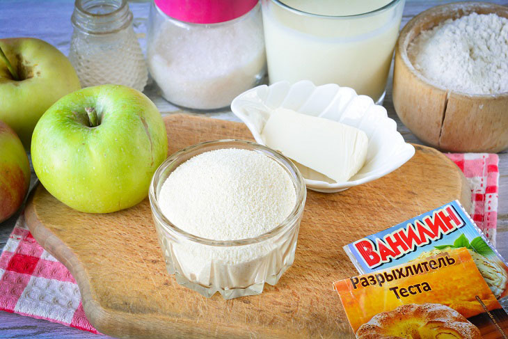 Bulk pie with apples - tender, soft and delicious