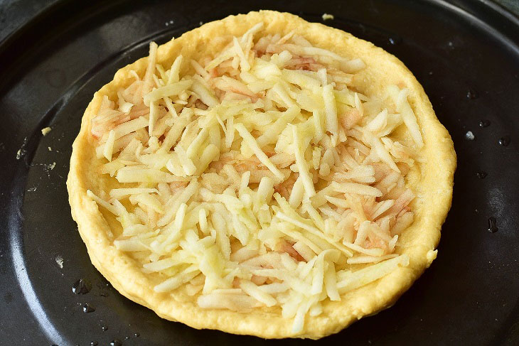 Apple pie "Kroshka" - simple and tasty pastries