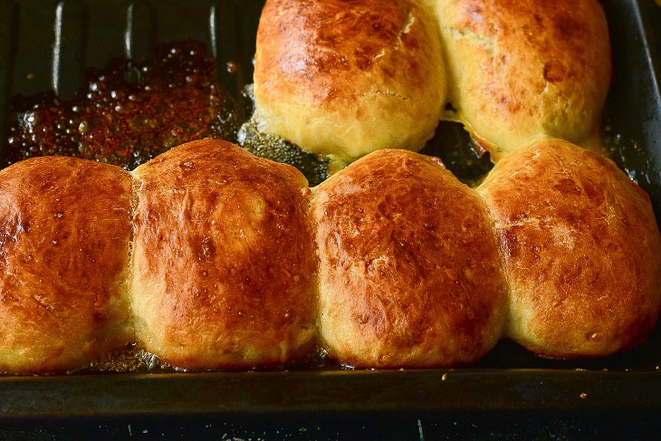 Pies with apples in the oven - delicious and fragrant