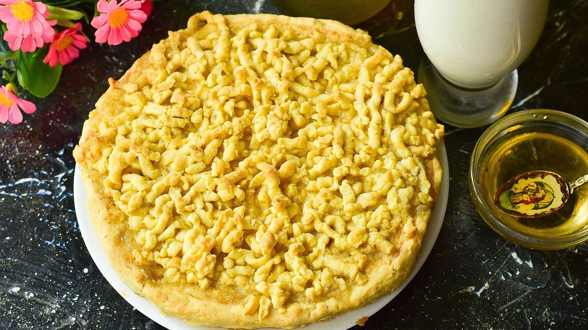 Grated honey pie – easy to prepare and very tasty