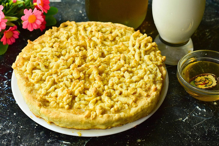 Grated honey pie - easy to prepare and very tasty