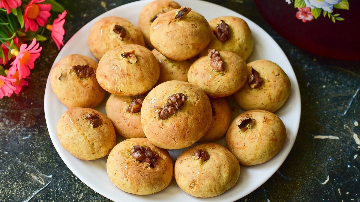 Cookies “Bee” with honey – tasty and fragrant