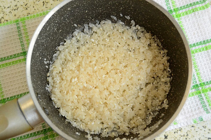 Rice porridge with prunes - both children and adults will like it