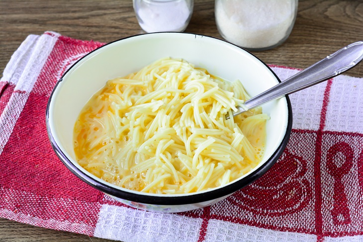 Vermicelli casserole like in kindergarten - very tender and tasty