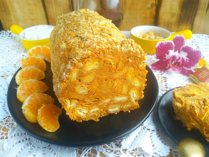 Log cake with condensed milk - a simple and original recipe