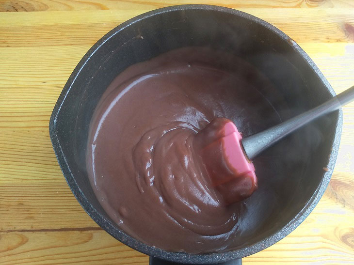 Chocolate pudding - a delicate and tasty dessert