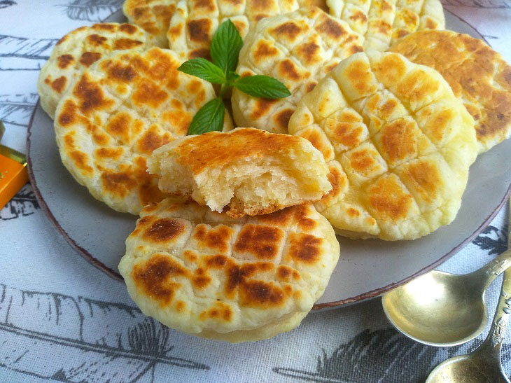 Homemade cookies in a pan - a delicious quick recipe