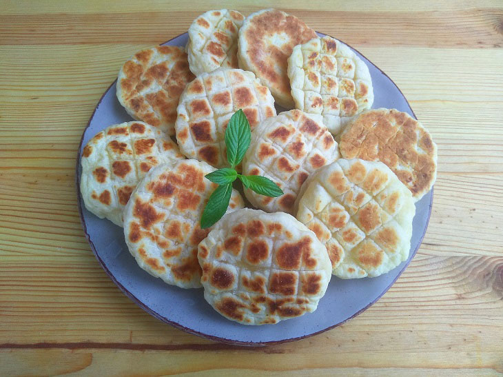 Homemade cookies in a pan - a delicious quick recipe