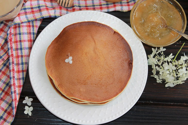 Japanese pancakes "Hotto Keeki" - lush and mouth-watering