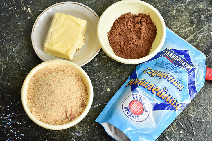 Cake "Potato" with condensed milk - a delicious dessert from childhood