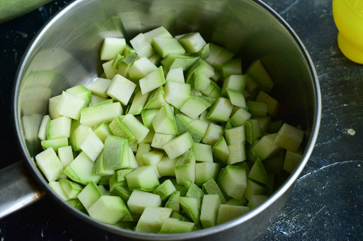 Zucchini jam - amazing taste and aroma