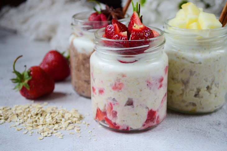 Lazy Oatmeal in a Jar - A Quick and Healthy Recipe