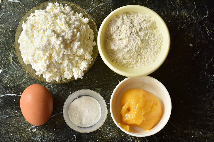 Honey cheesecakes in the oven - lush and tasty