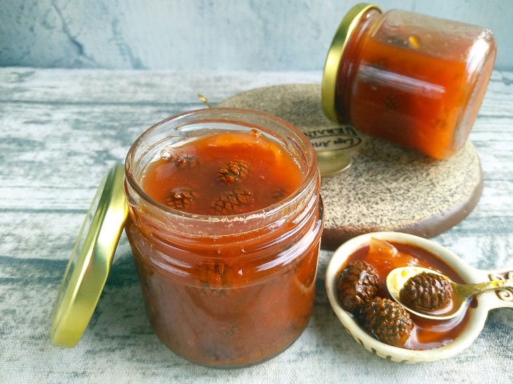 Pine cones jam - tasty and healthy, strengthens the immune system