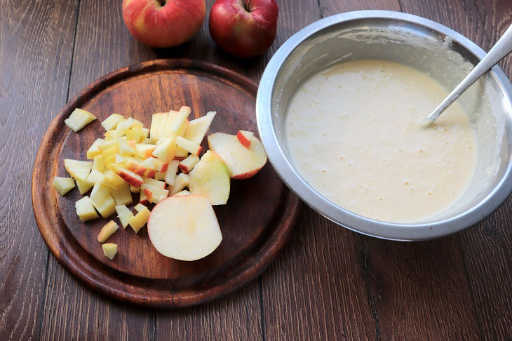 Delicious and tender donuts with apple filling - a quick recipe without the hassle